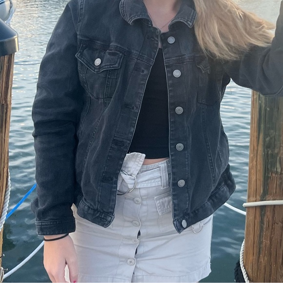 Denim jacket and skirt - Picture 2 of 3